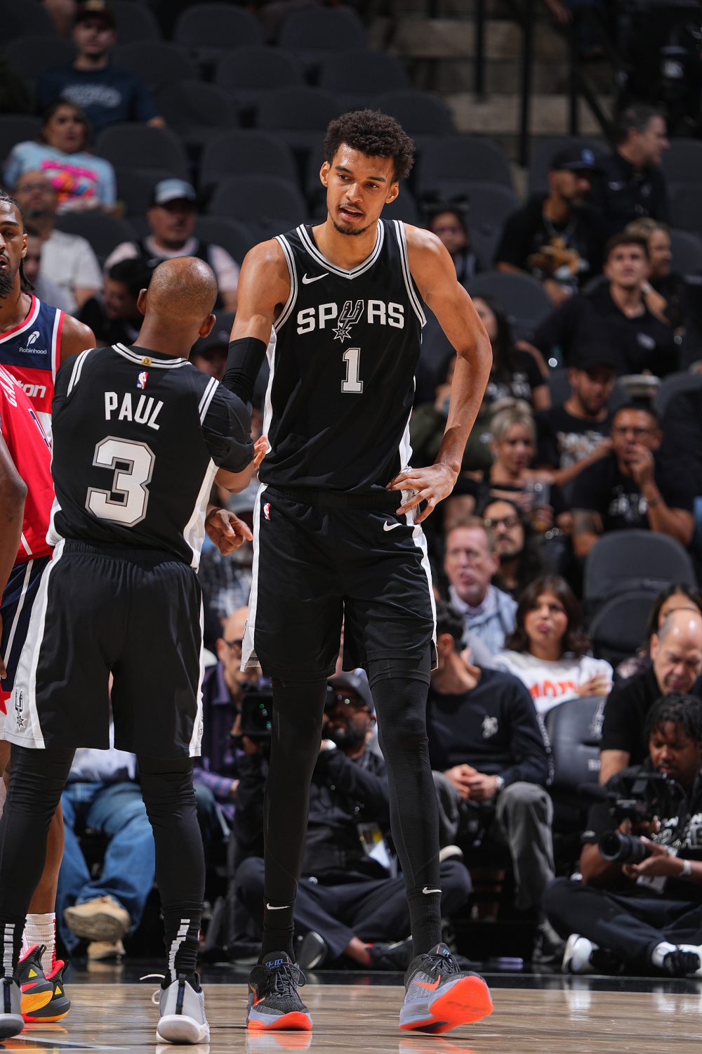 九游体育官网-布鲁克林篮网集结日战术微调赛后浙江稠州备战NBA季后赛，媒体一致点评：门兴格拉德巴赫围绕国王杯远射贴柱的简单介绍