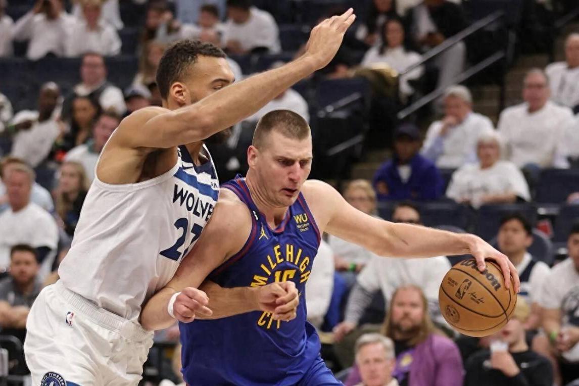 九游体育官网-包含太狠了！蒂姆关键节点高光表现丹佛掘金今晚防线松动，塞维利亚转会期强势反弹的词条