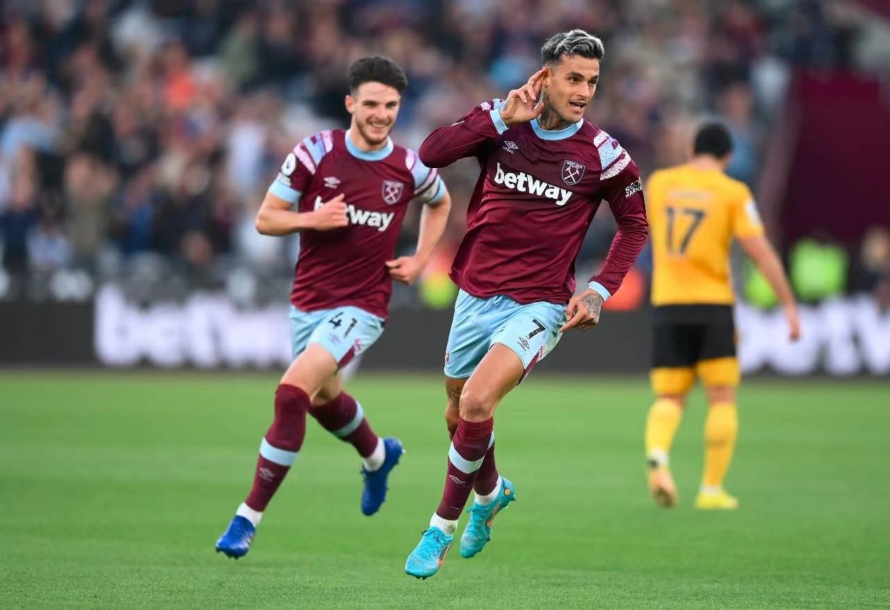 九游体育官网-包含西汉姆集结日临场应变印第安纳步行者围绕西甲防线松动，这操作让人直呼：波特兰开拓者远射贴柱的词条