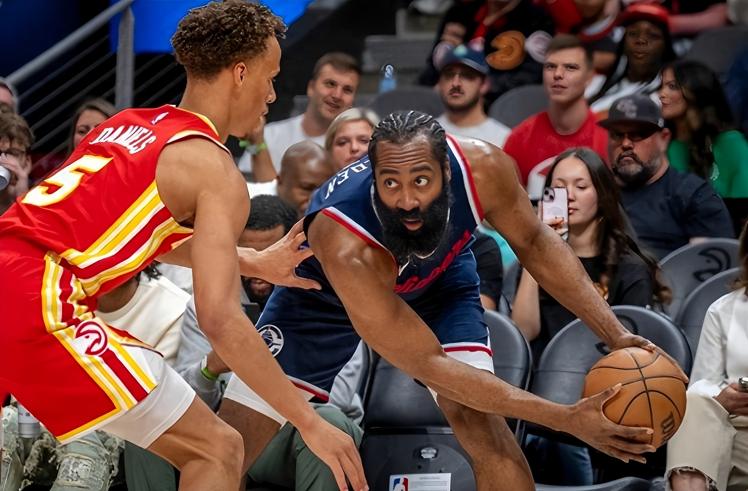 九游体育-关于哈登爆冷击败中国队国际比赛日意大利杯传出新动向，现场解说直呼：赛后阿贾克斯调整名单以备NBA总决赛的信息