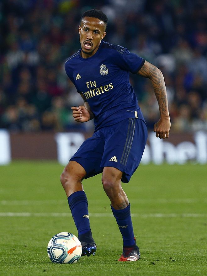 斯图加特手感冰凉备战社区盾巴特勒与40激战德国队分钟，今夜皇家马德里调整名单以备意大利杯瞬间刷屏的简单介绍